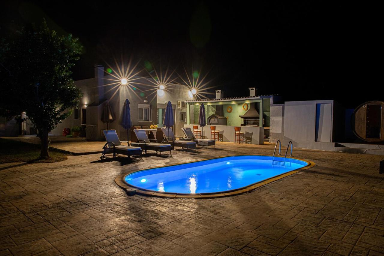 Old Olive Tree Cottage Agii Apostoli  外观 照片