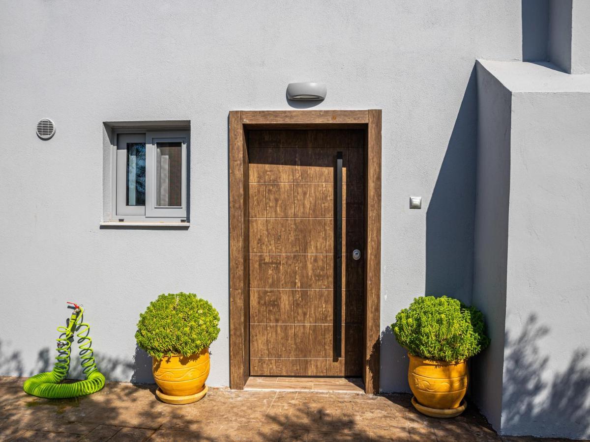 Old Olive Tree Cottage Agii Apostoli  外观 照片